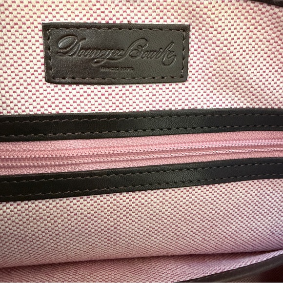 Dooney and Bourke Brown Croc Embossed Leather Tote with Matching Wristlet - Picture 12 of 13